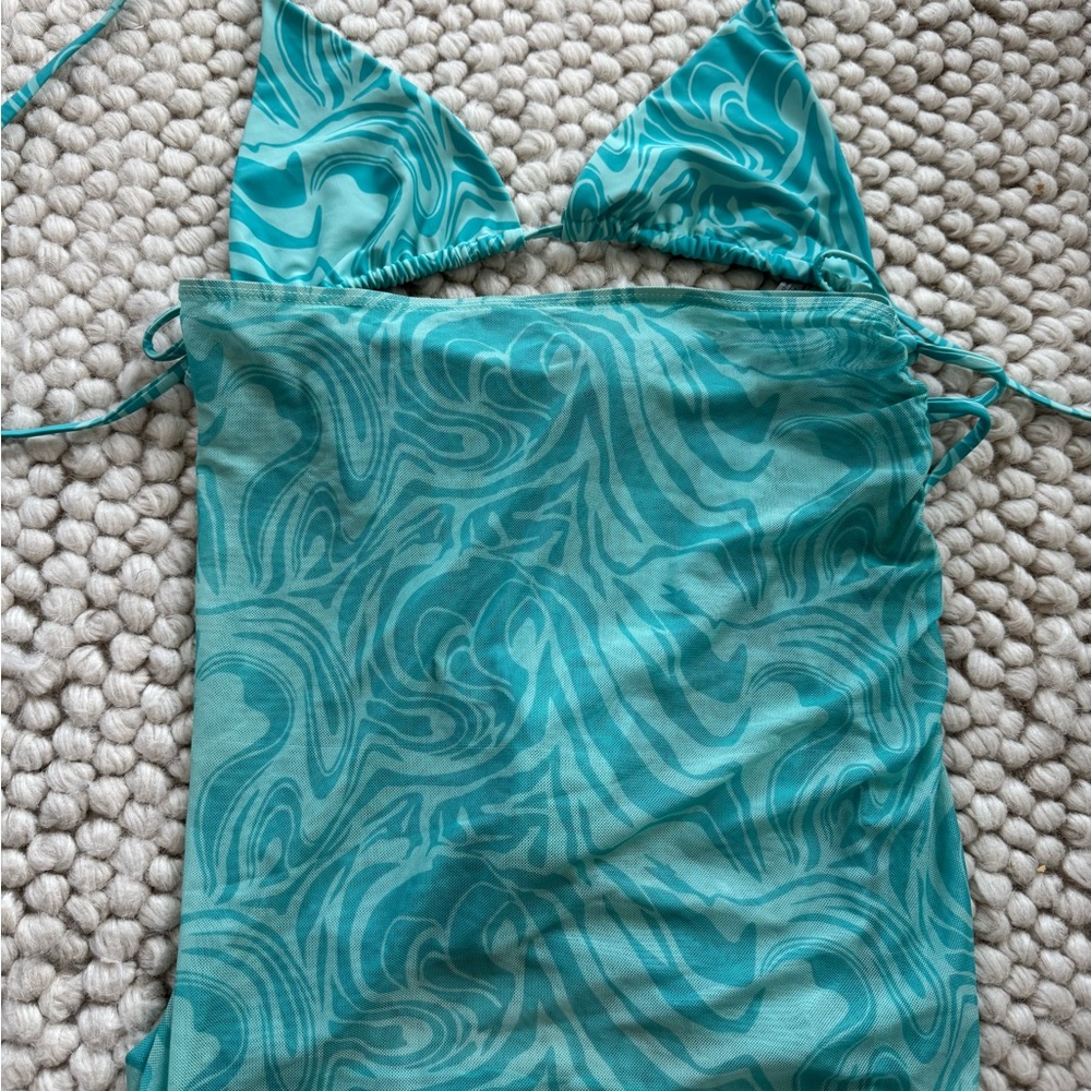 SHEIN Teal Swirl Bikini - Picture 2 of 4